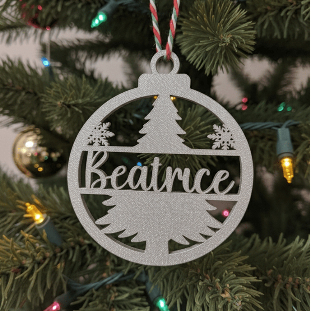 Pallina di Natale con Nome – Albero Magico