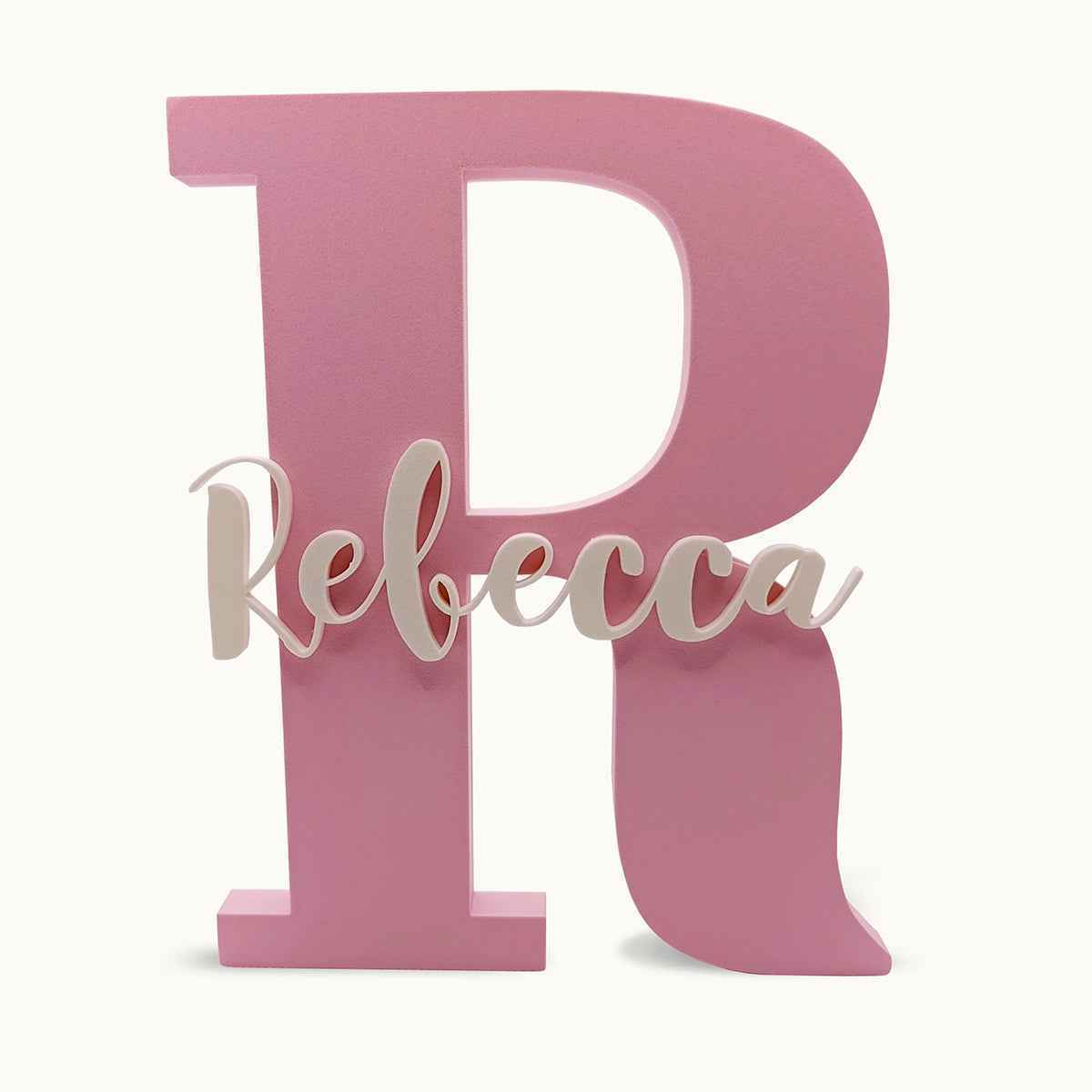 Lettera in legno grande per bambini con personaggio e nome Lettera in legno grande per bambini con personaggio e nome