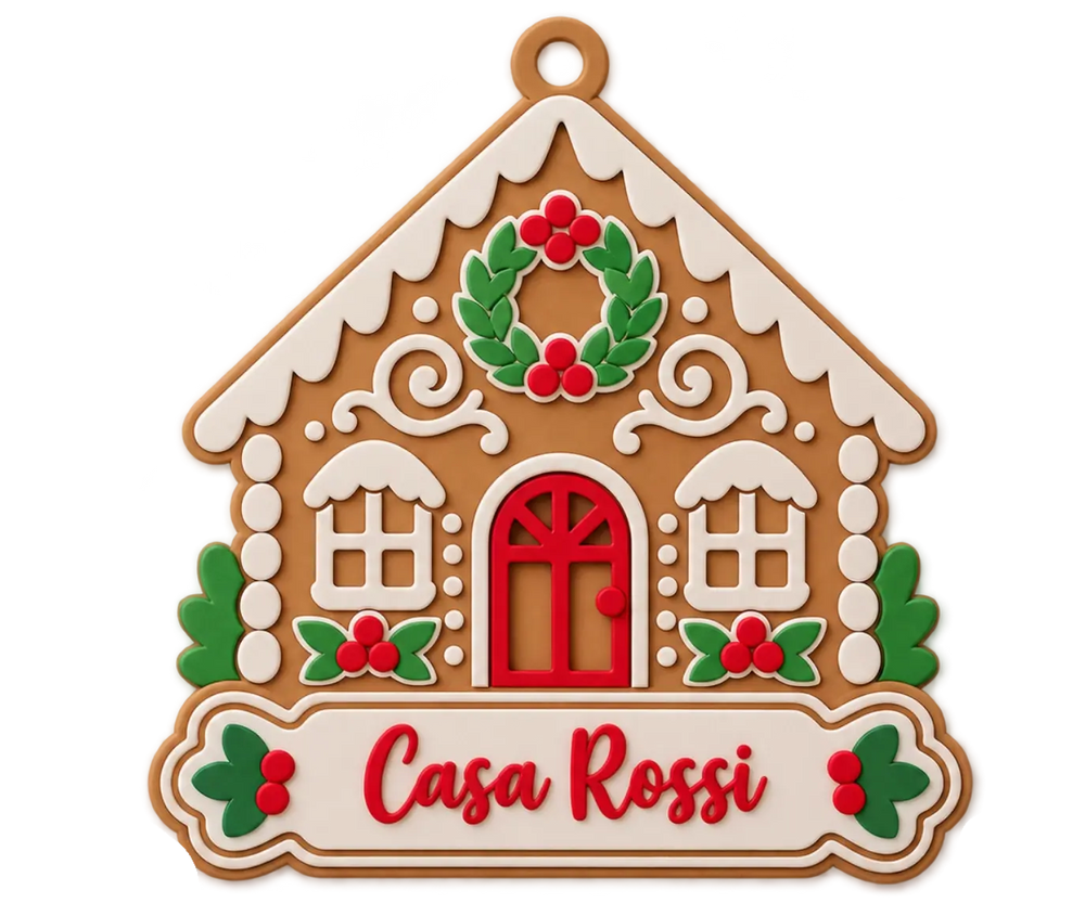 Fuori porta natalizio casetta di pan di zenzero con nome Casa Rossi sulla targhetta